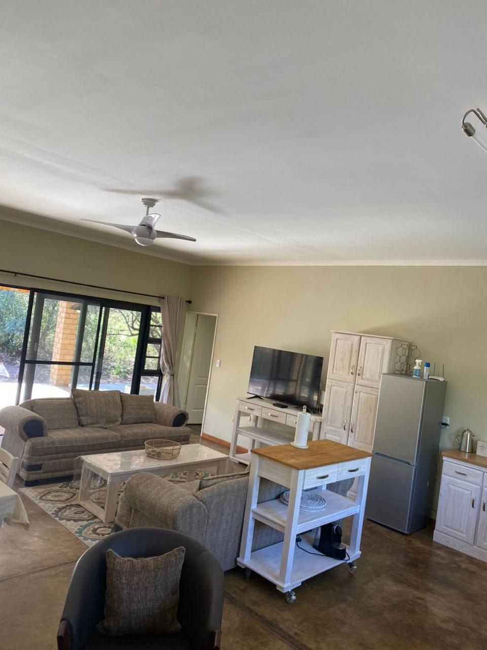 Olienhoff Guesthouse And Rest Camp Otavi Ngoại thất bức ảnh