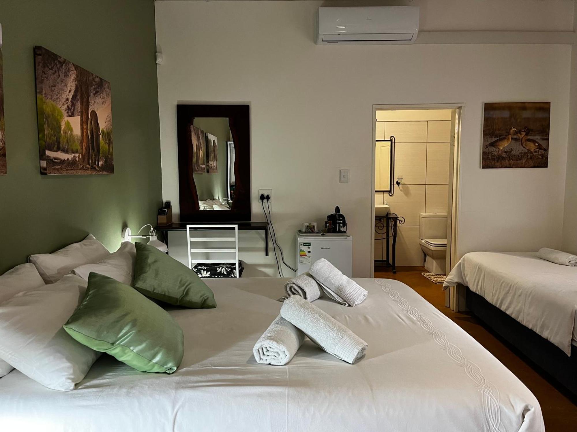 Olienhoff Guesthouse And Rest Camp Otavi Ngoại thất bức ảnh